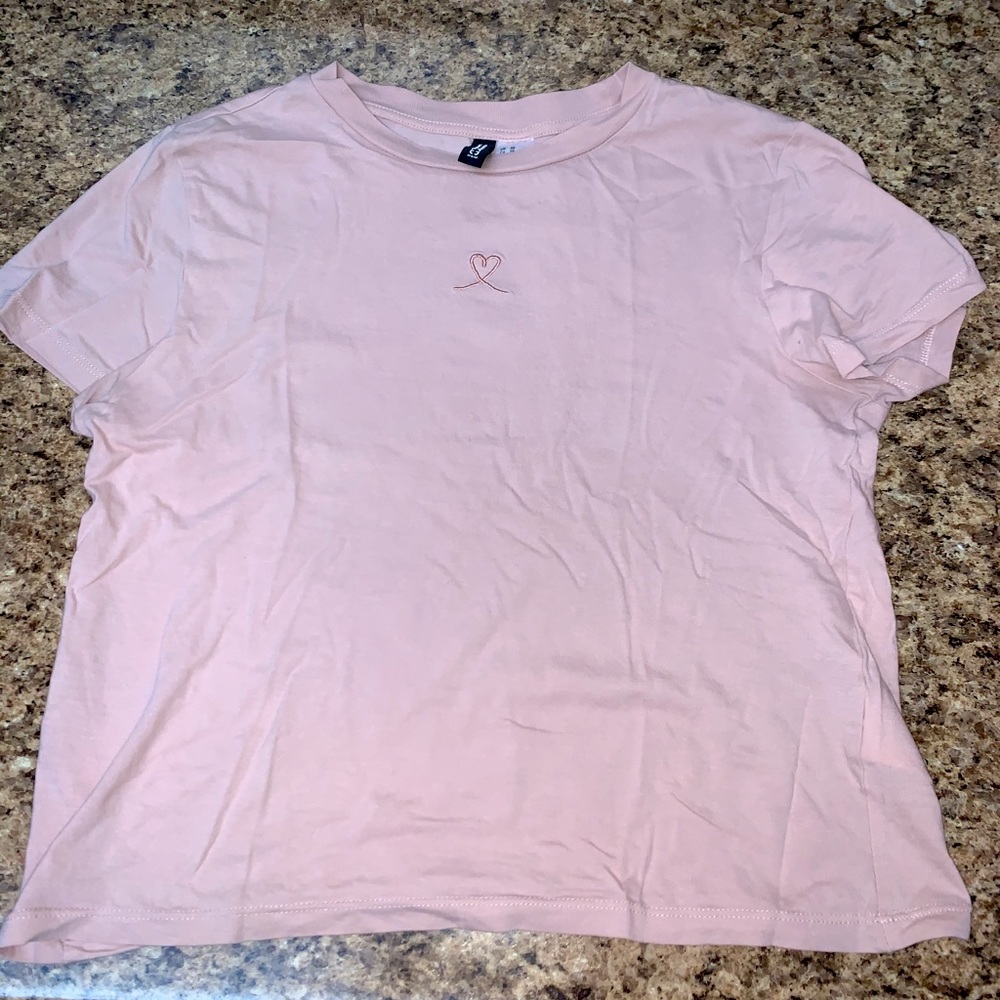 Baby pink forever 21 t shirt